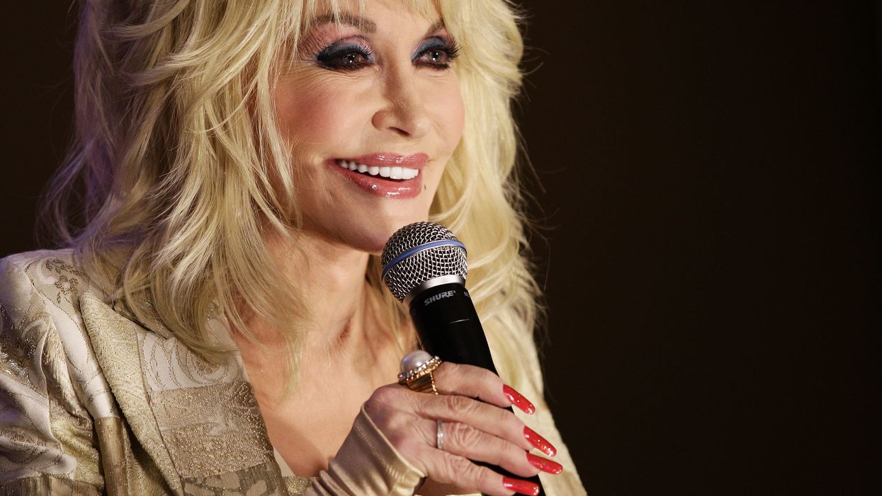 Dolly Parton is releasing her first Christmas album in 30 years