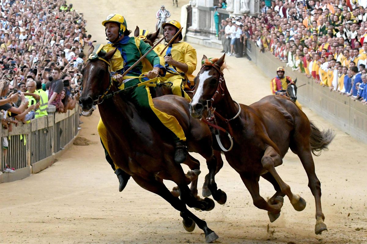 A Siena il post Covid è senza Palio e senza pallone. «Ma grazie al turismo ne usciremo»