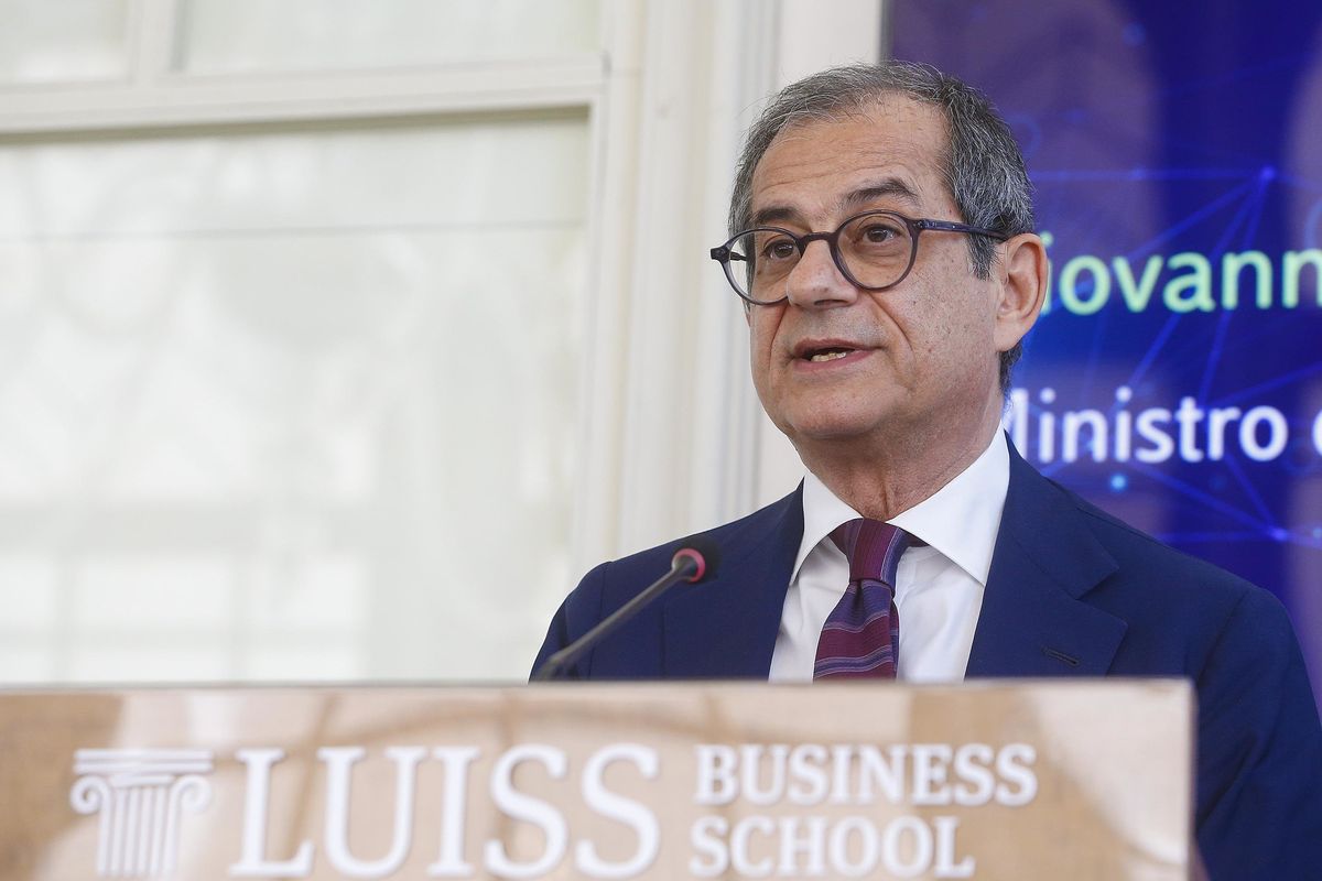 Giovanni Tria: «Imprese a rischio: non hanno avuto sussidi sufficienti»