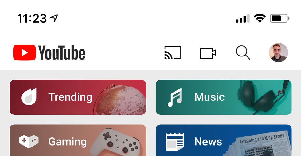 Chromecats button in the YouTube app