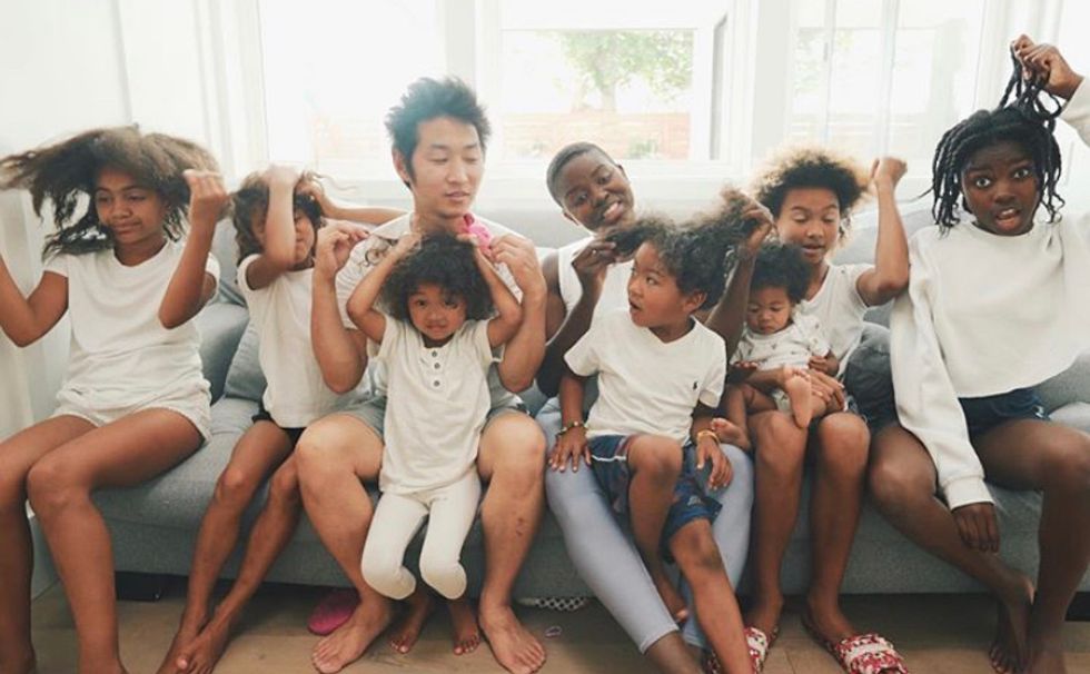This Family Shared Their Wash Routine Of 7 Kids With 7 Different Hair Types And Whew Xonecole Women S Interest Love Wellness Beauty