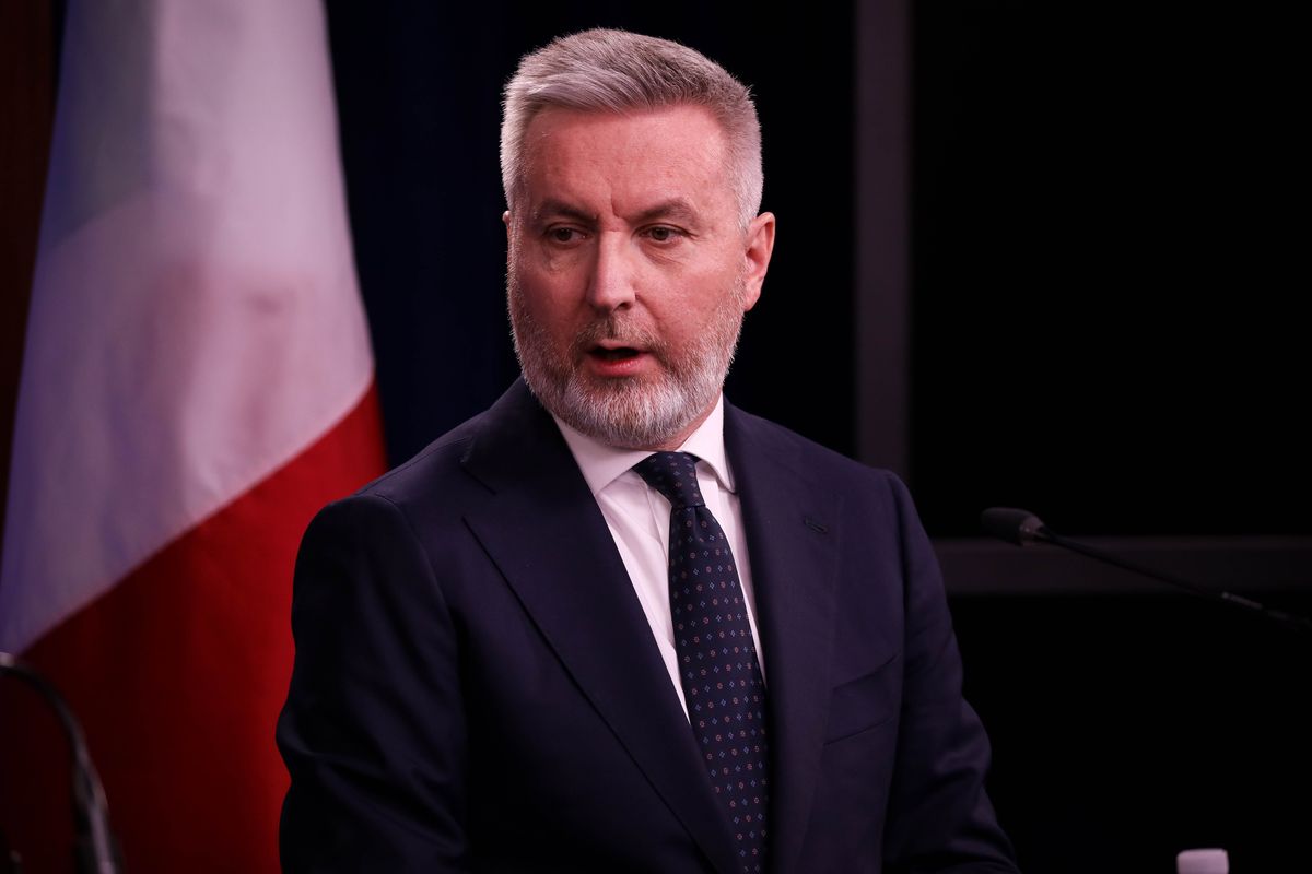 Due ministri dem strappano sul 5G si cinesi