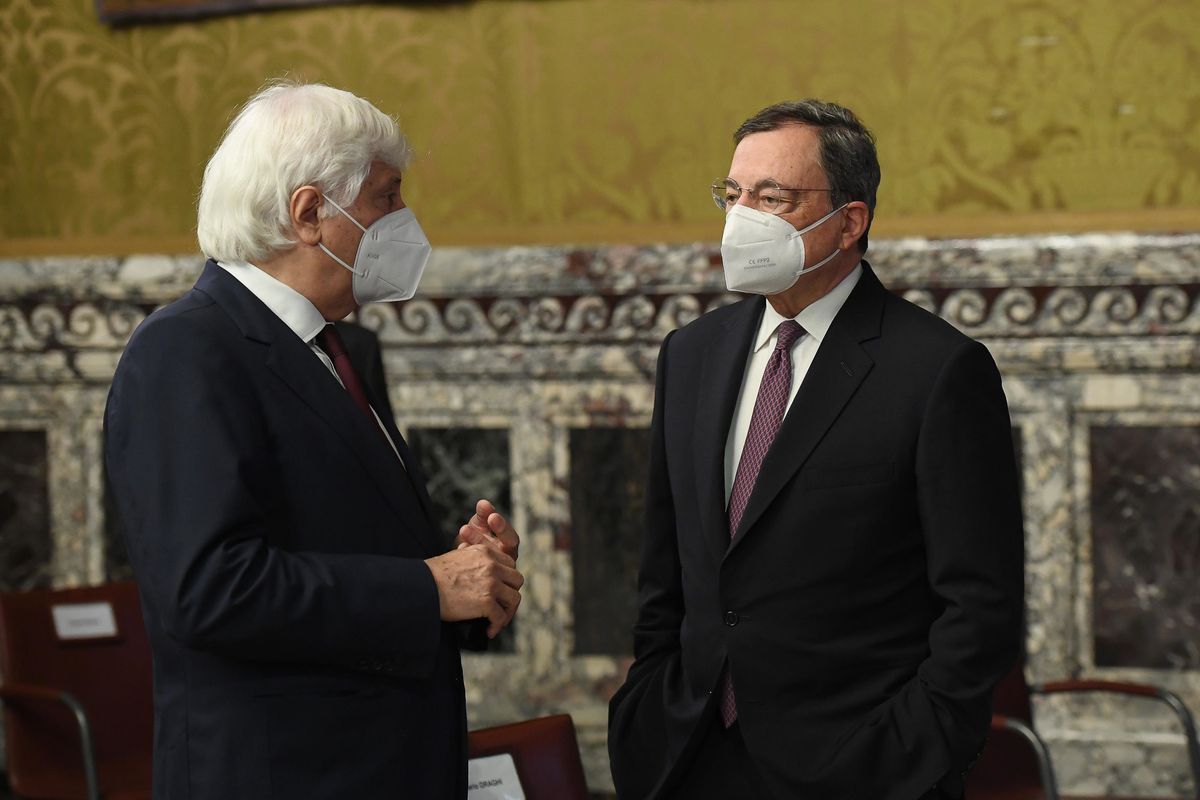 Nella stanza dei bottoni si odono solo piagnistei