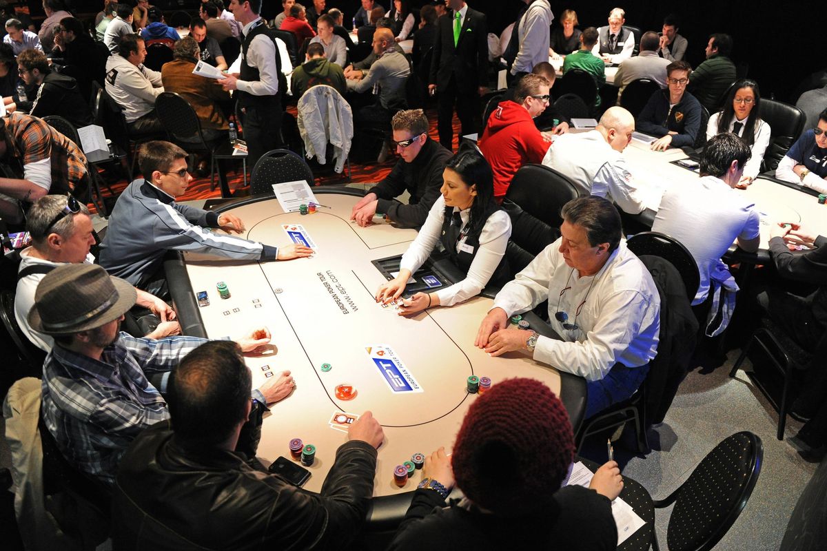 A poker alla lunga vince l’intelligenza ma ci si arrende ai bari alla Casanova