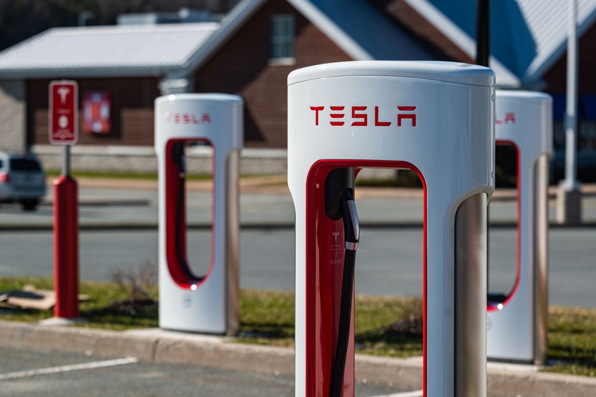 ​Tesla Supercharger station