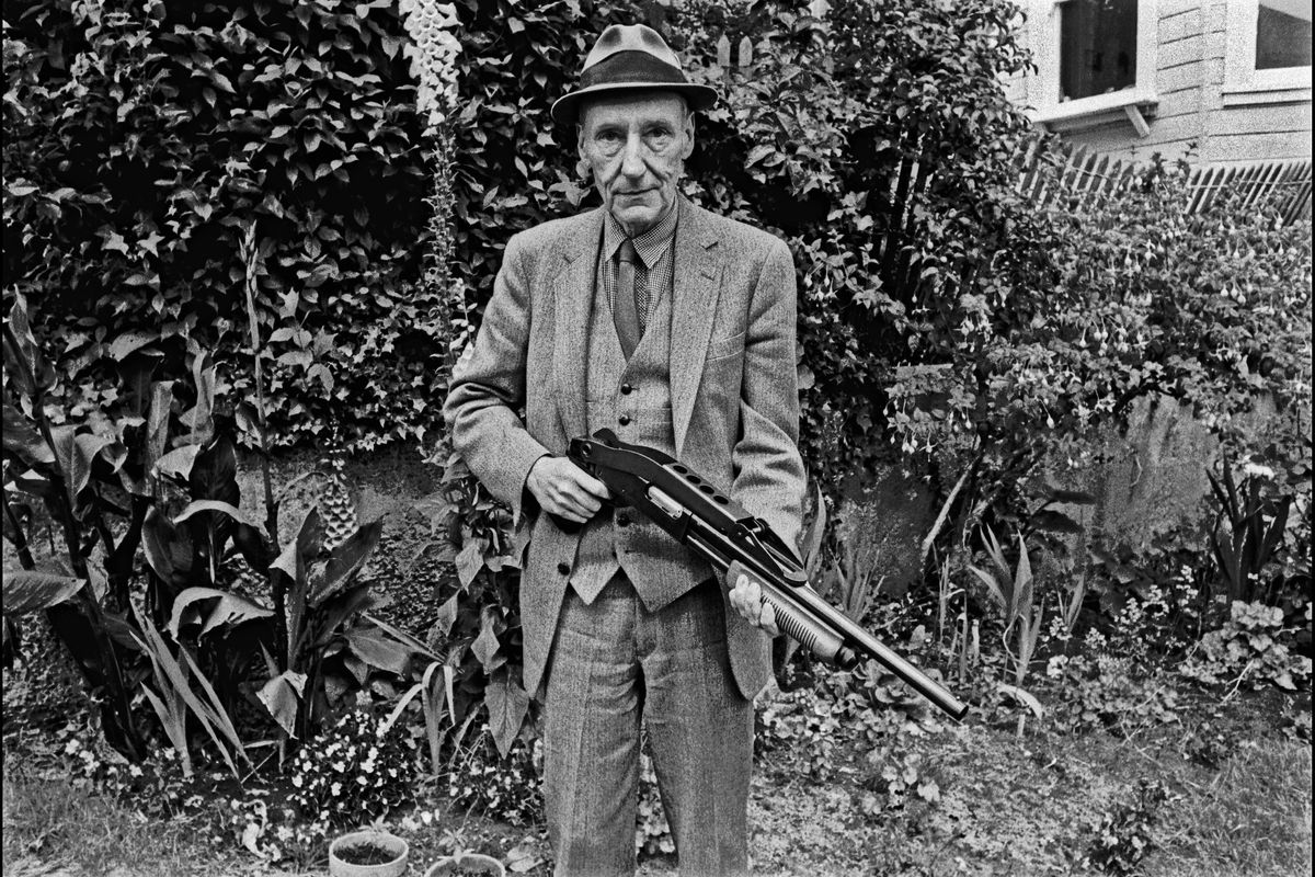 E Burroughs sparò sull’islam radicale: «Religione di barbari indietro di mille anni»