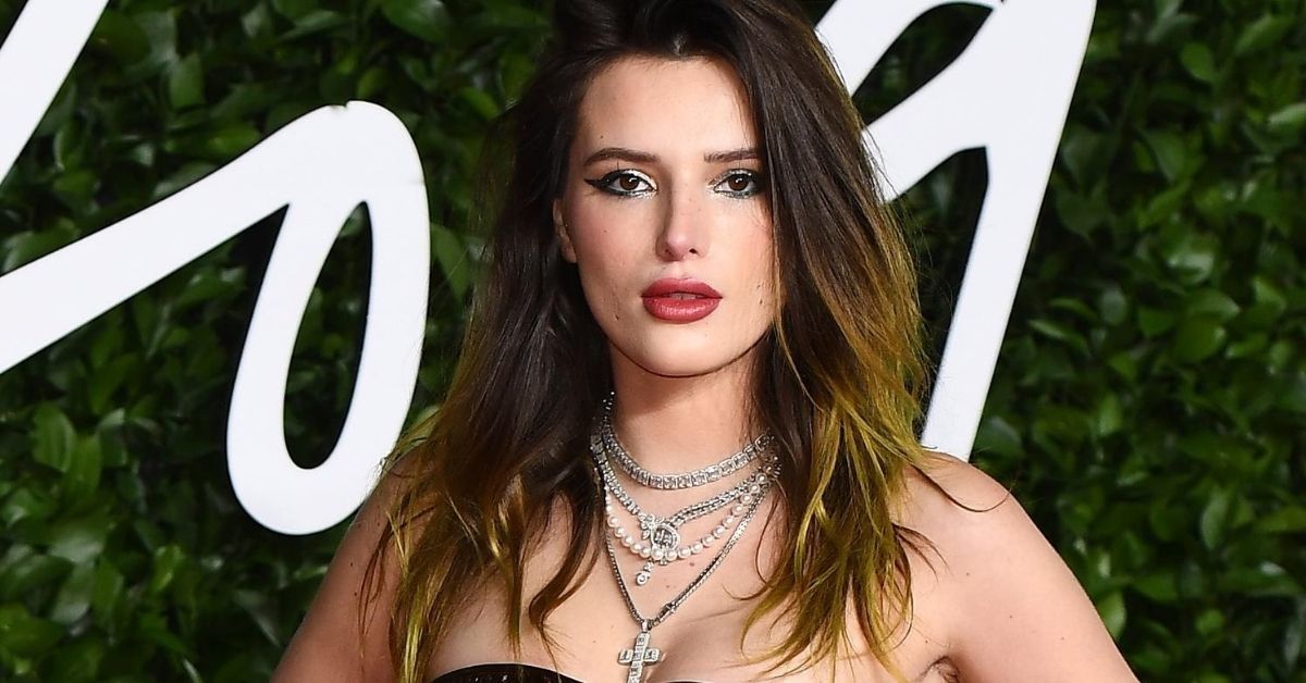 Bella Thorne Earns Record 1m On Onlyfans In A Single Day Comic Sands