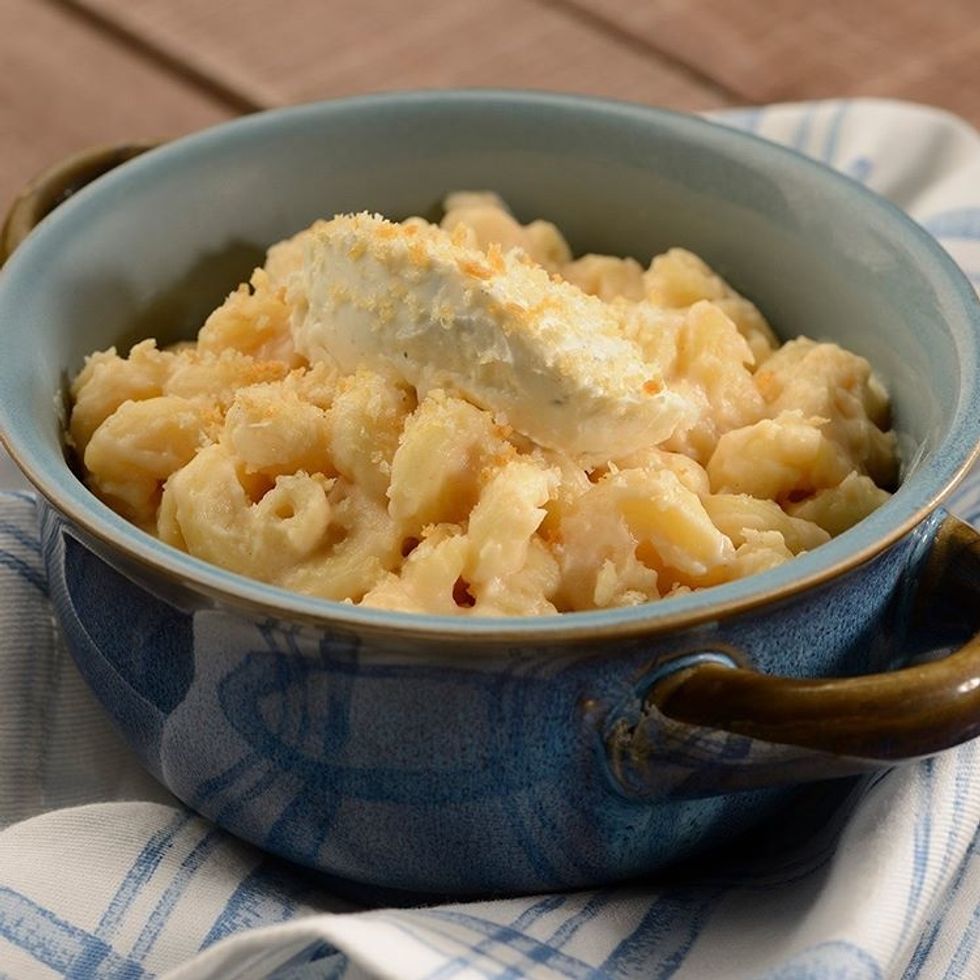 This Mac And Cheese Recipe From Epcot Will Bring Some Disney Magic To A