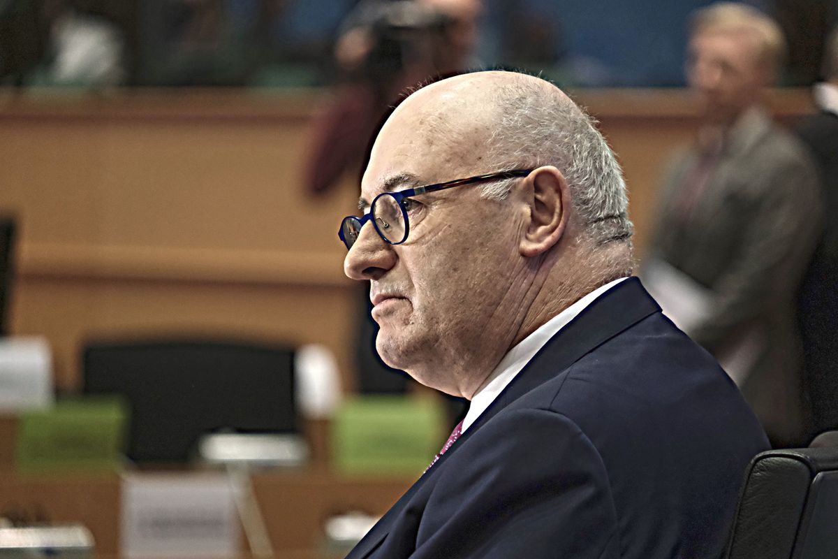 Commissario Ue costretto a saltare. Al suo posto il «falco» Dombrovskis