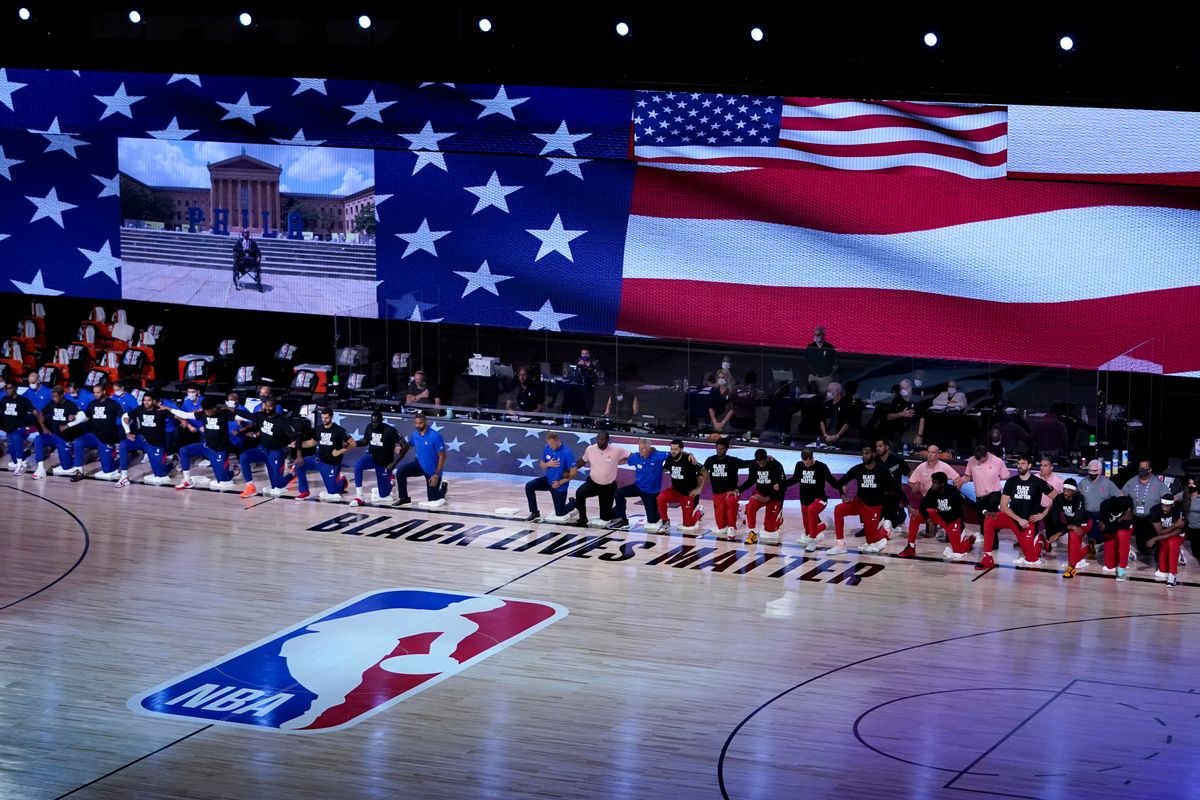 La protesta «autorizzata» della Nba ferma la pallacanestro per un giorno