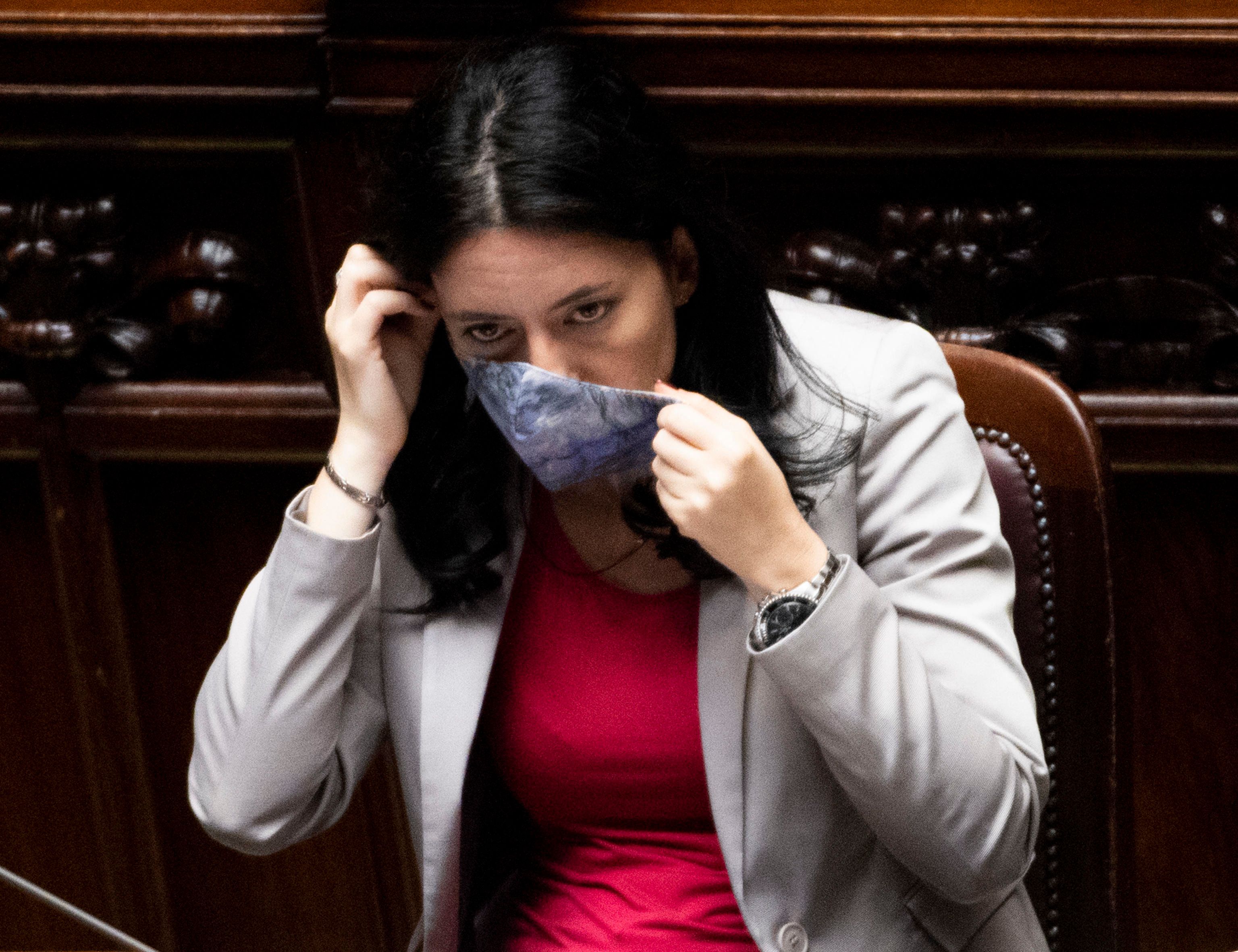 L’ultimo disastro del ministro Azzolina. Altro che vittima, è solo una incapace