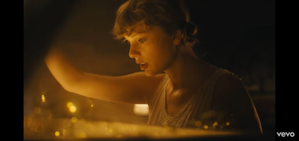 A Youtube screenshot of Taylor Swift's music video of "cardigan".