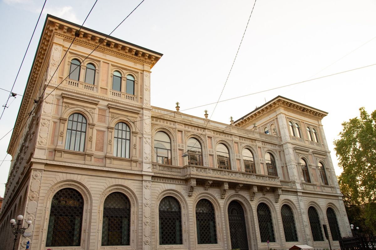 Per spartirsi Carisbo Bologna si spacca Mef: commissariamo