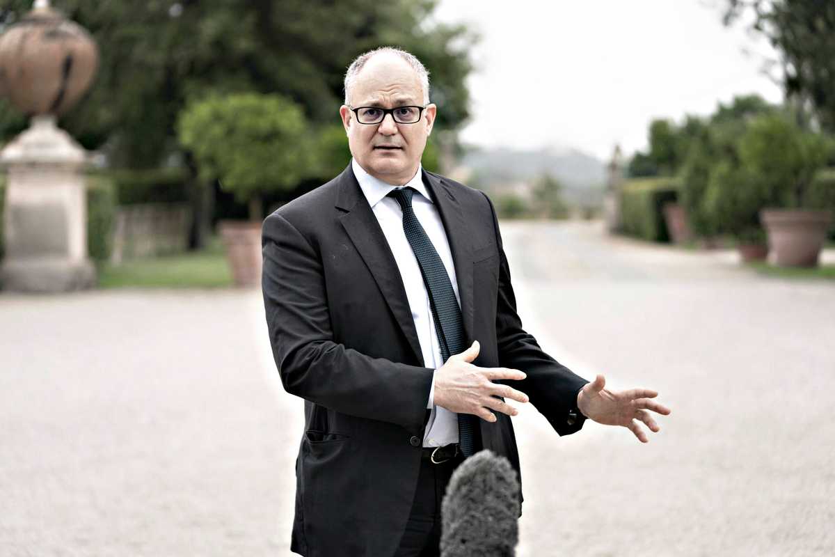 In mezzo al nuovo scostamento infilano il blitz per il super Tesoro