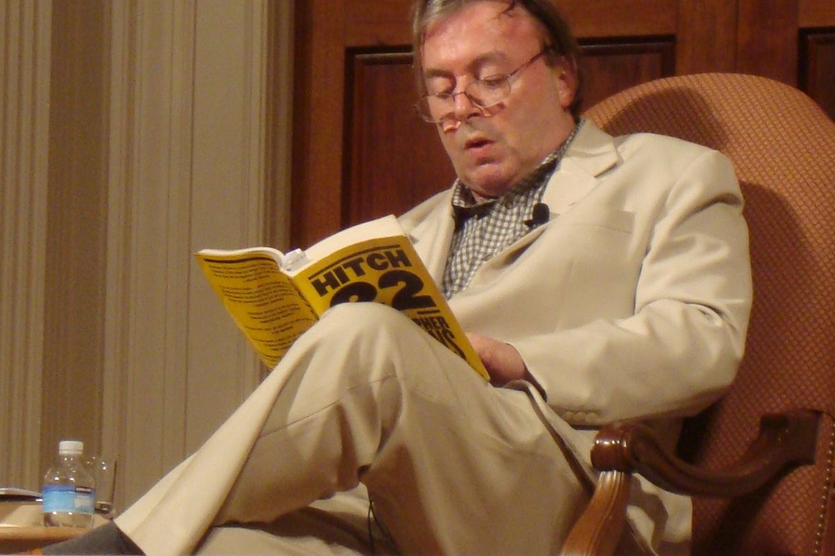 David Brooks Sad No One Would Pay Dead Christopher Hitchens To Tell Women They Aren't Funny