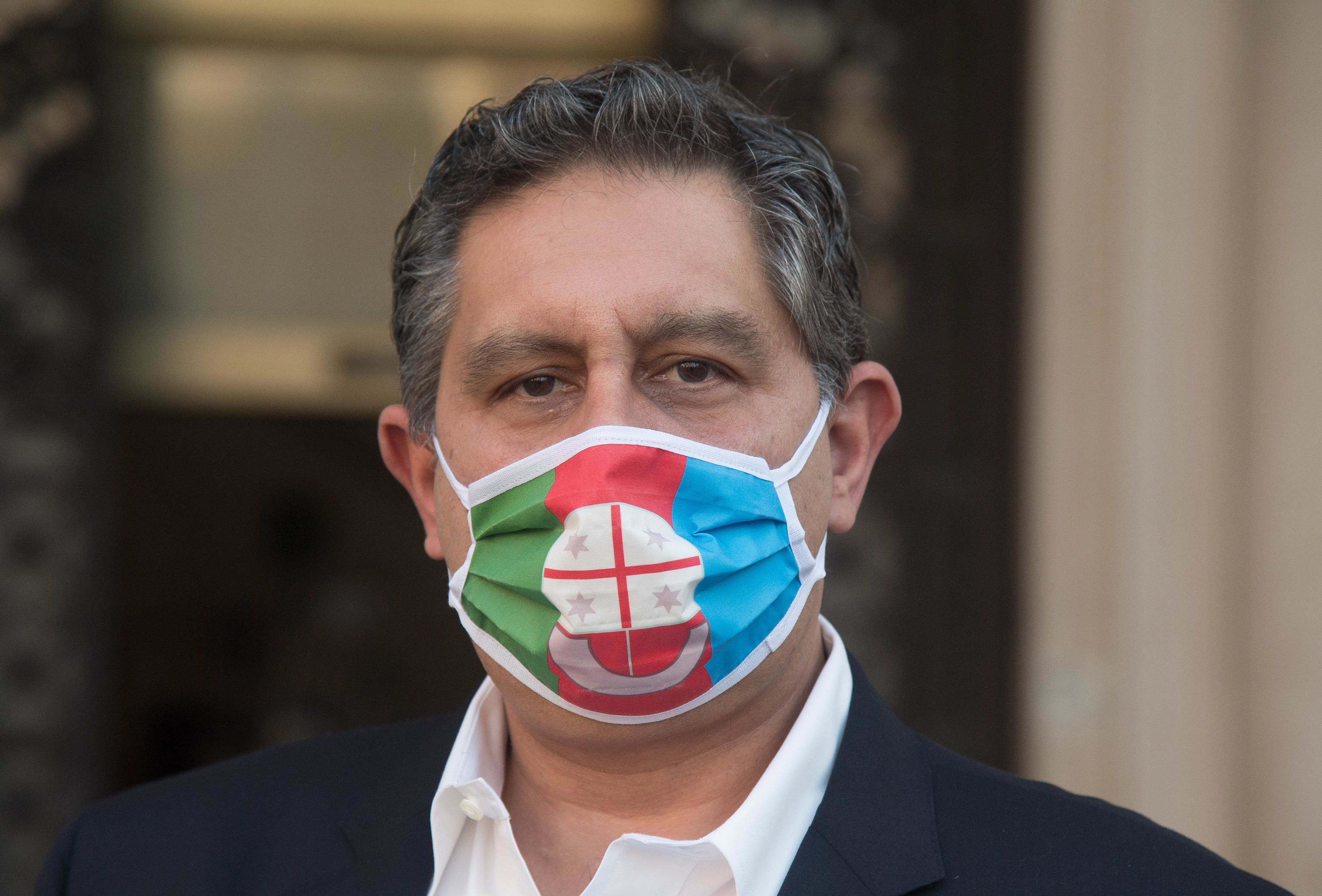 Giovanni Toti: «I soldi Ue? Inutili in mano a Conte»