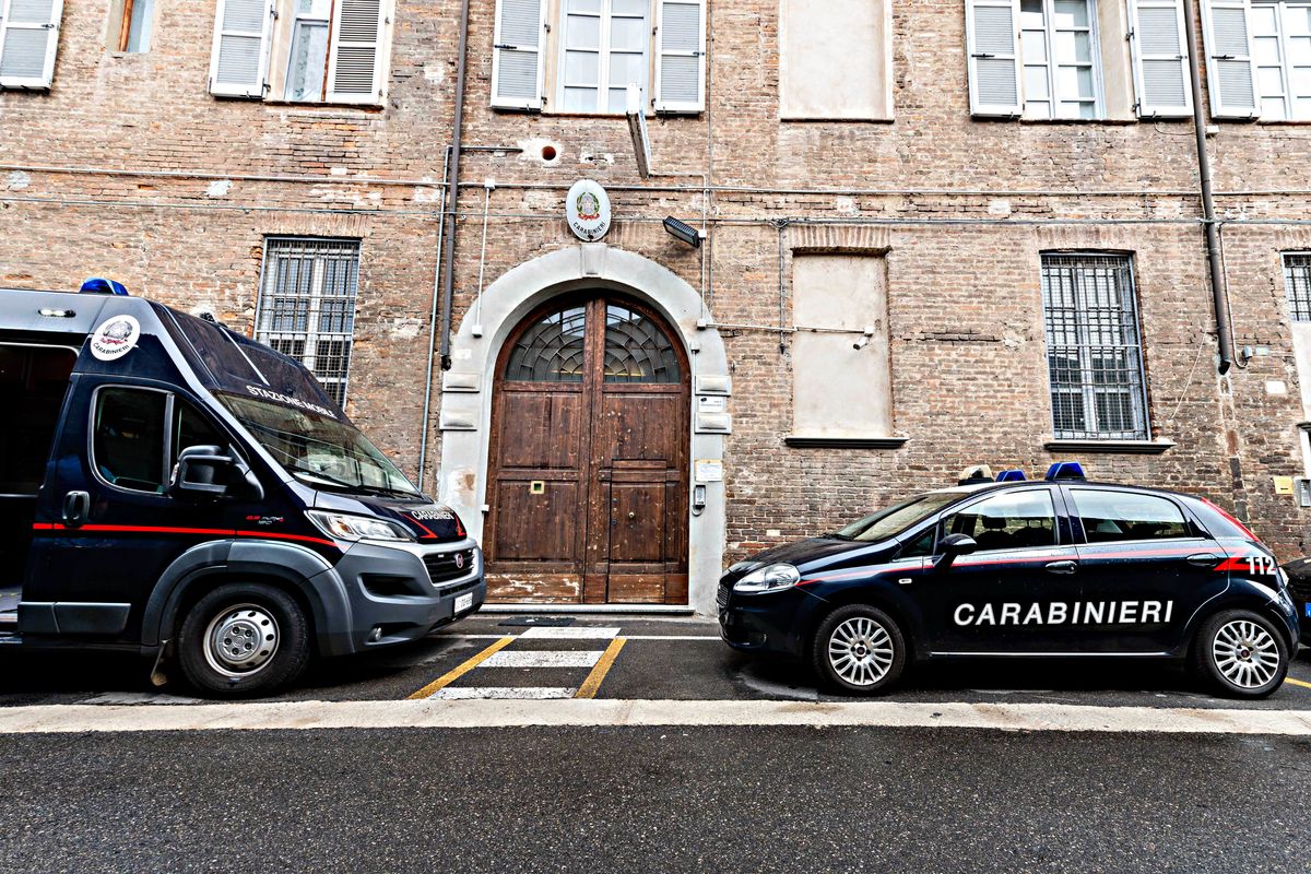 Rimosso il capo dei militari infedeli. L’ex comandante invece è al ministero