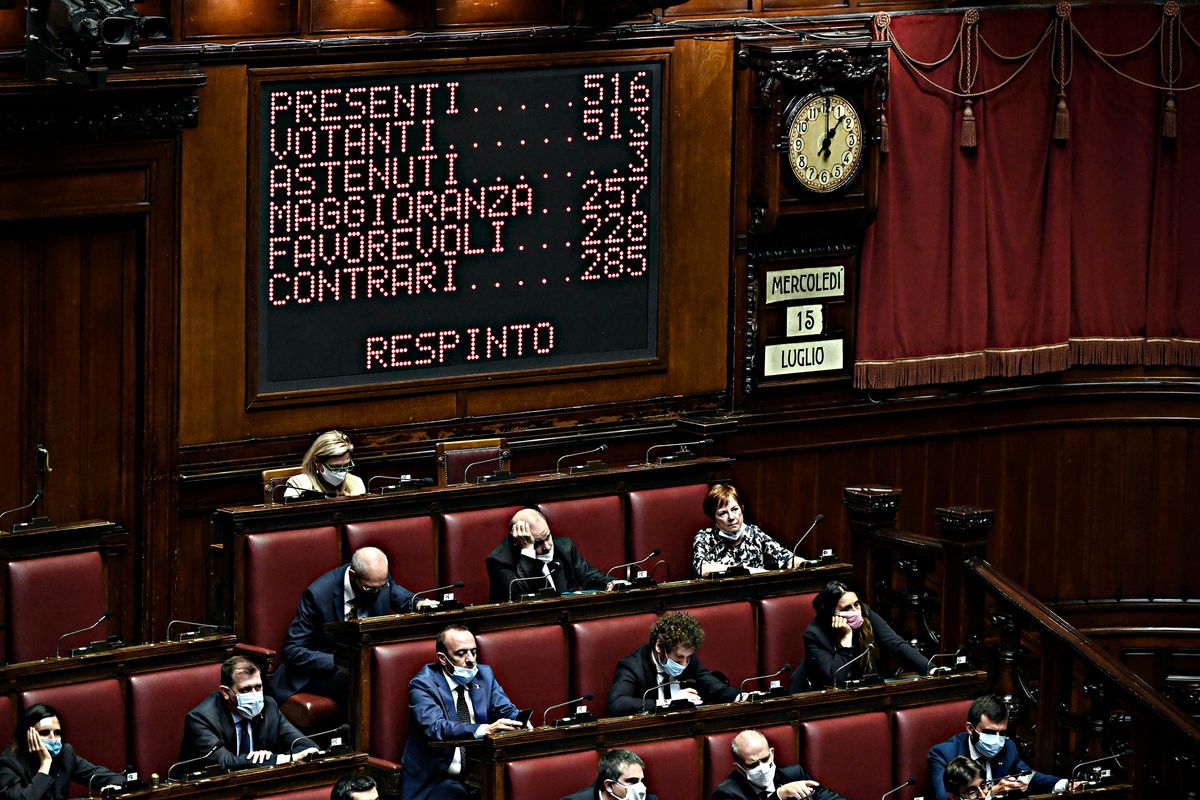 I tecnici al governo: sbagliate i conti su tasse, deficit e Cig