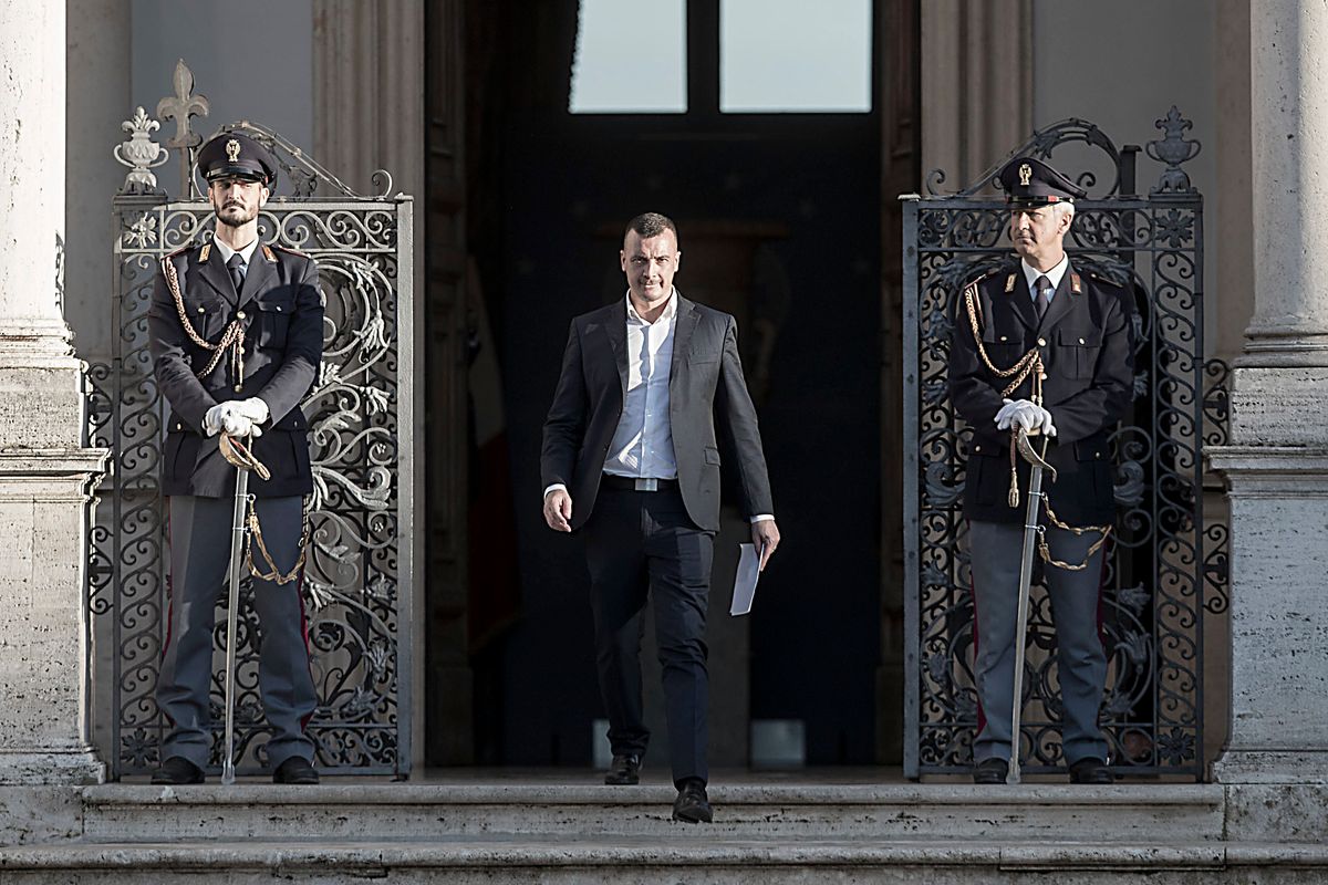 Un bonifico fantasma e le cifre «ballerine» Ora indaga la Consob