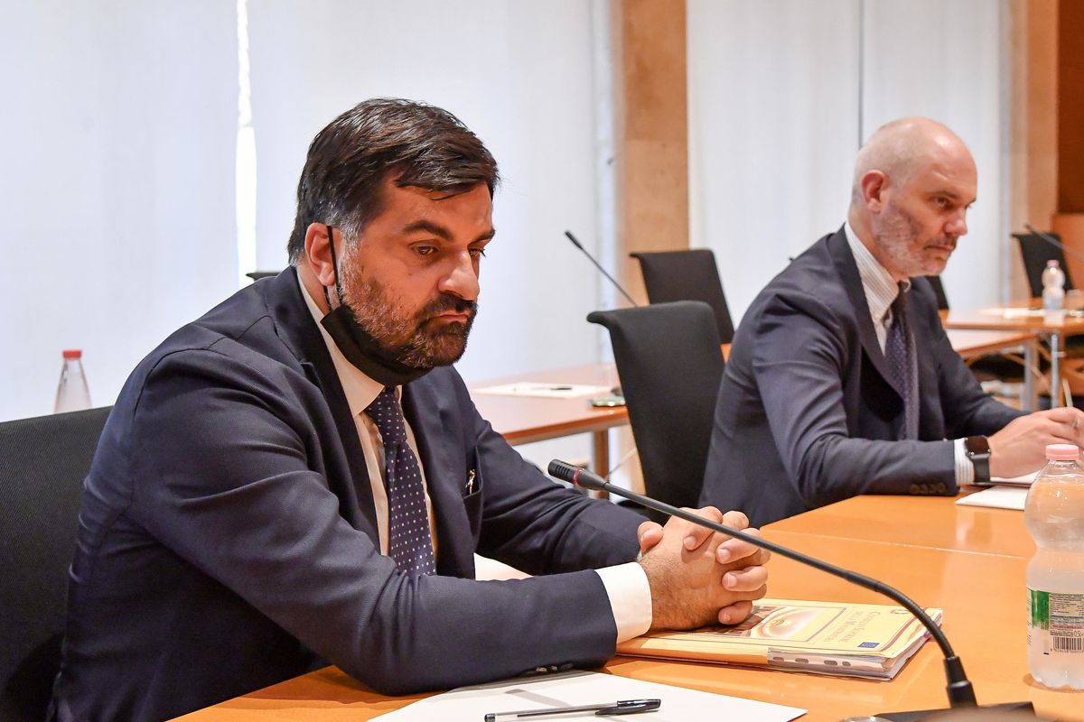 Online i Whatsapp tra Palamara e il dirigente del Csm