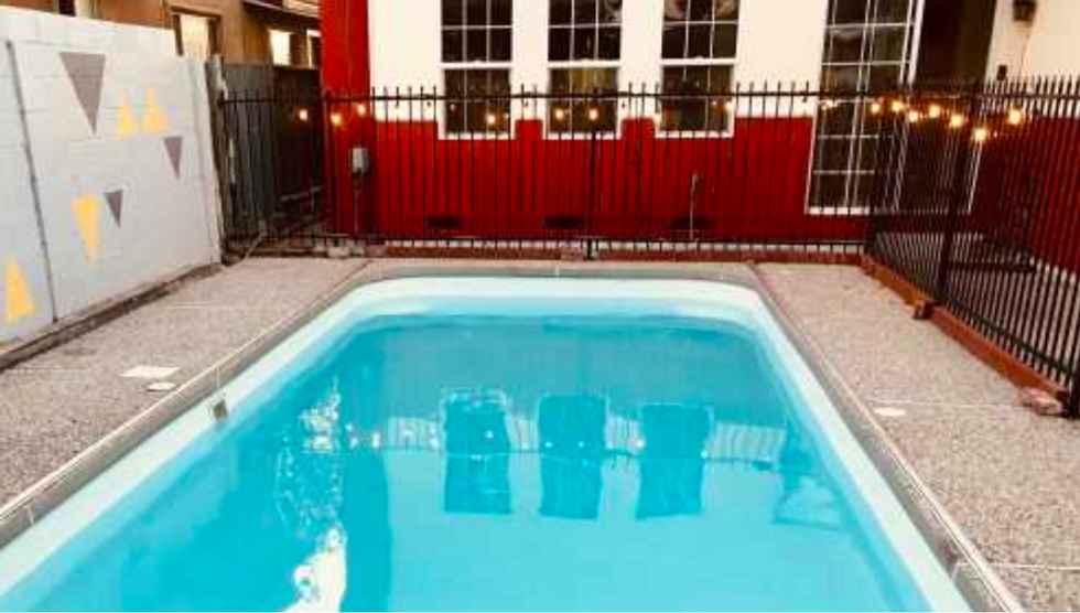 swimming pool for rent near me