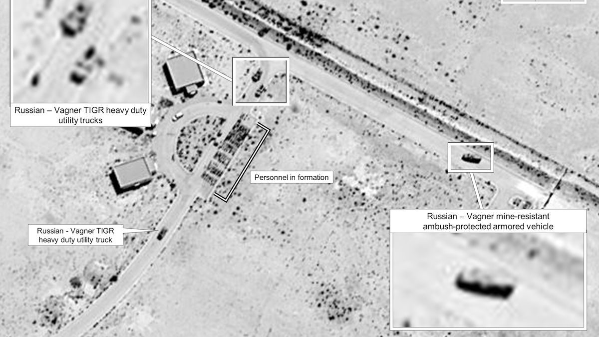 Aerei e mezzi dei mercenari russi «invadono» la Libia