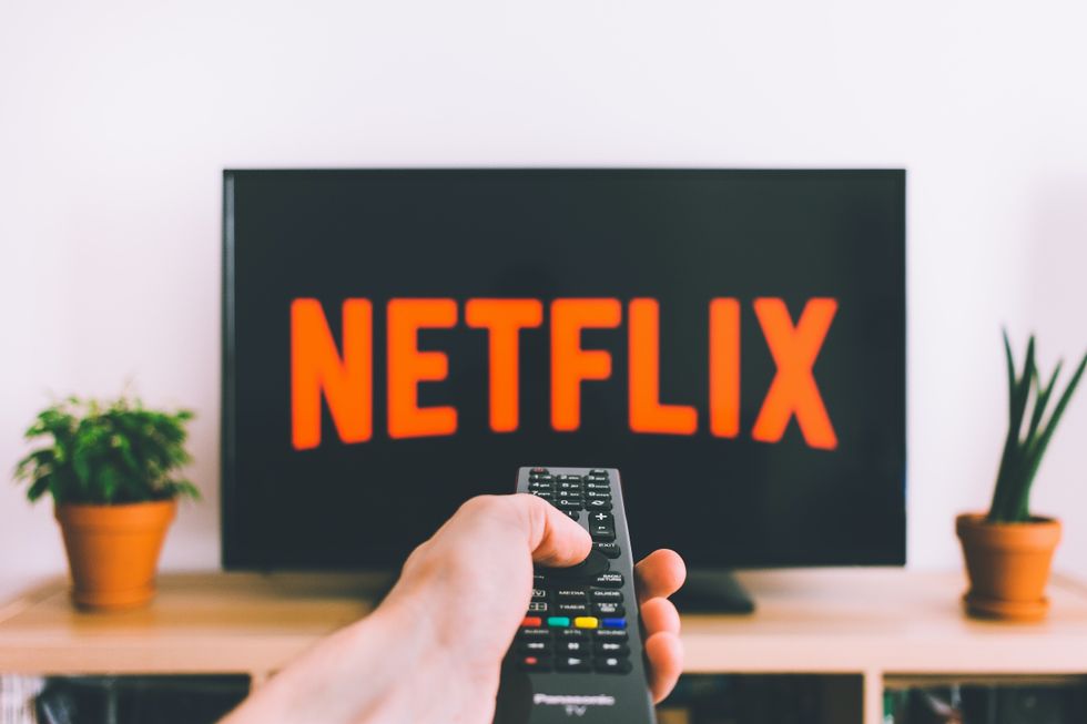 10 Netflix Shows To Binge Before School Starts This Fall