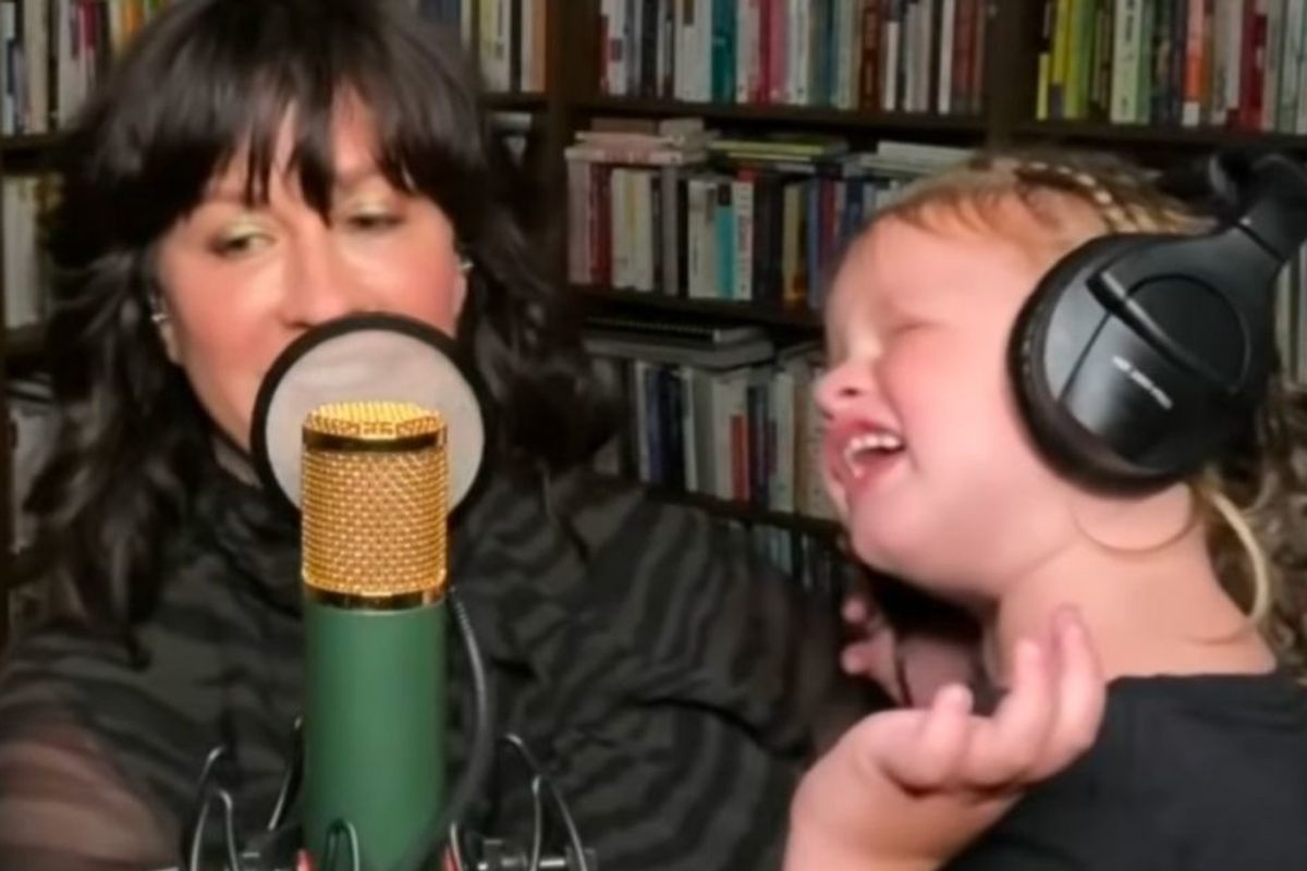 Alanis Morissette tries to debut her new song but her daughter keeps adorably interrupting