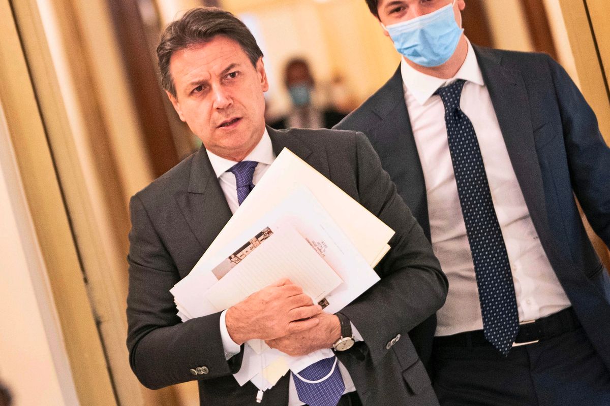 Il Pd vuole la marcia indietro sugli 007