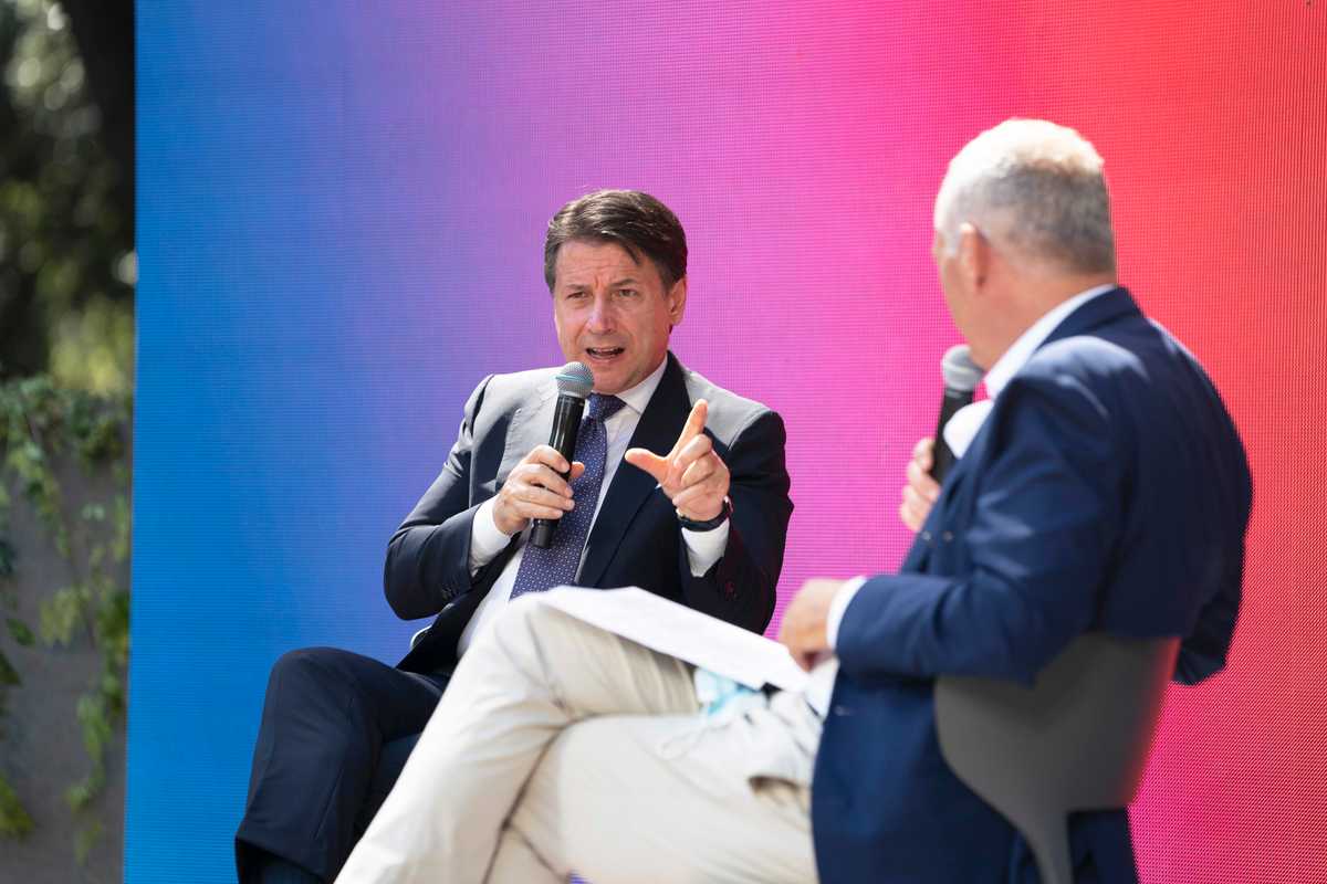 Giuseppi
ha paura di Draghi e si vede