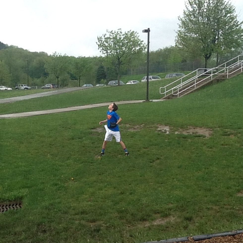 How to catch the perfect fly ball B+C Guides