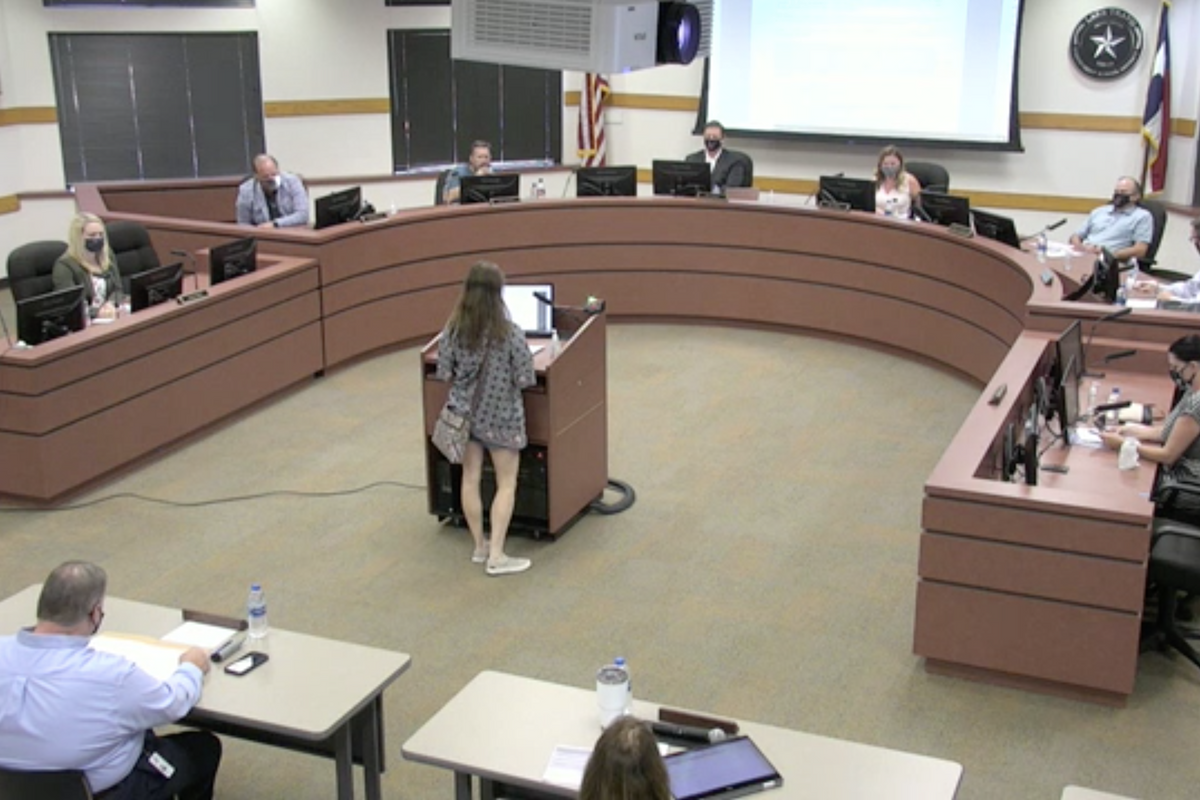 Lake Travis school board requests extended virtual learning period, but some students can return sooner