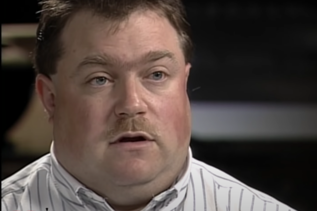 Rightwing Twitter So Mad Facebook Cancelled Richard Jewell, 8 Years Before Facebook Existed