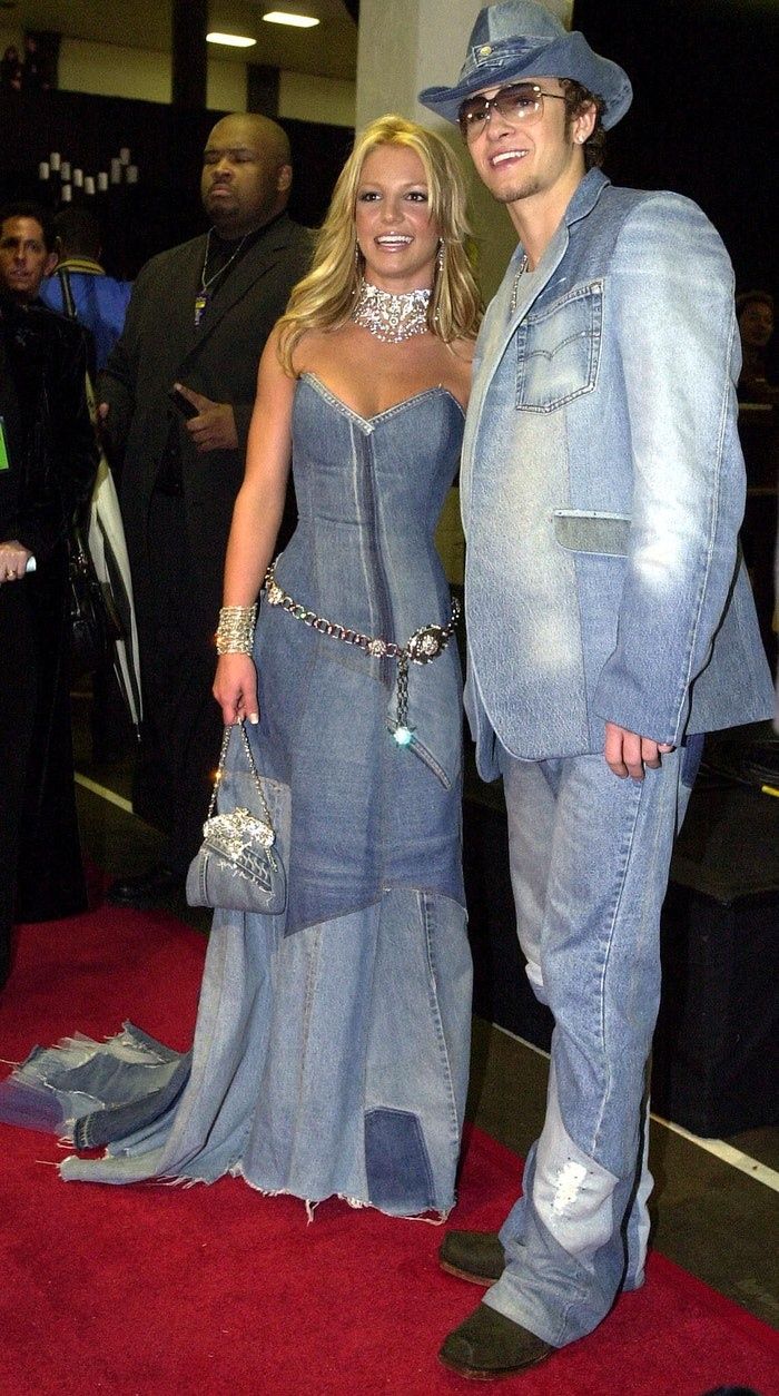 17 Iconic 90s Couples Costumes That 