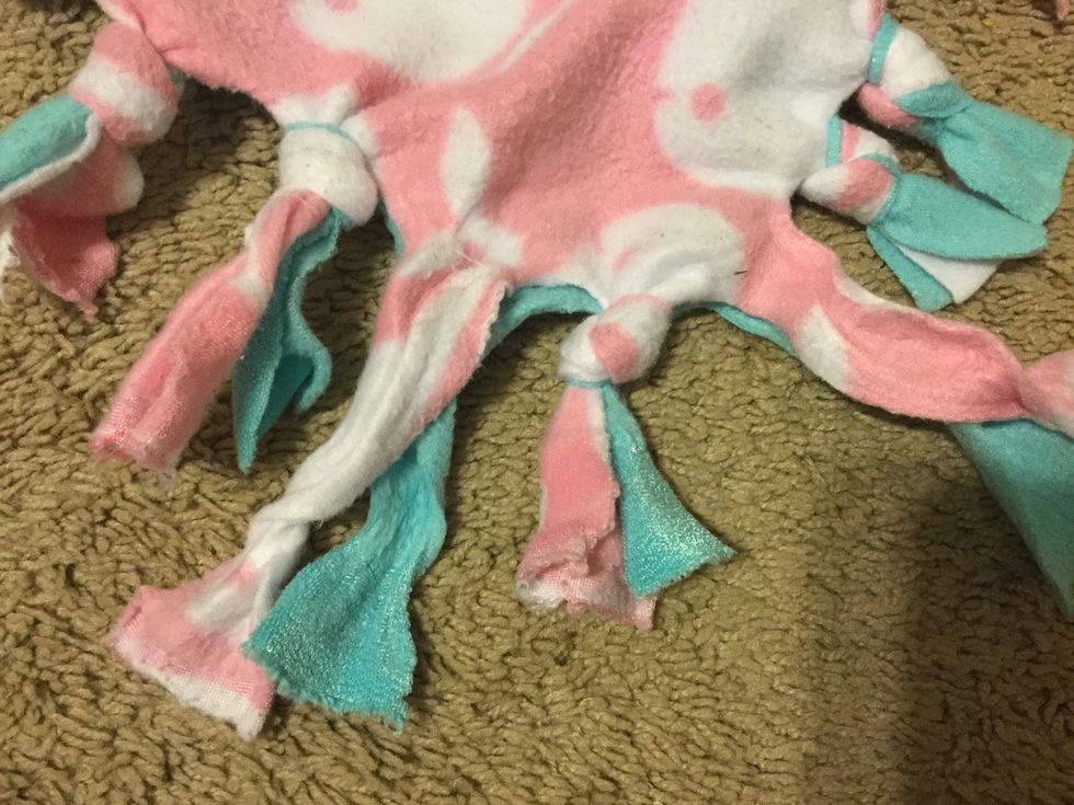 How to create a tie blanket B+C Guides