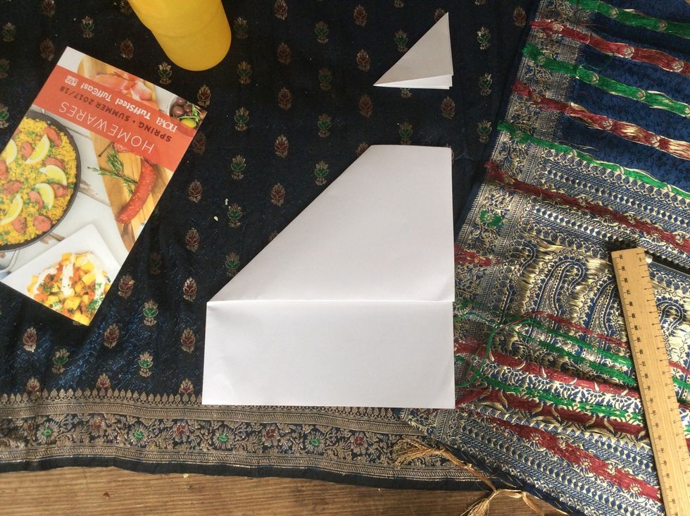 How to make a pop up book page - B+C Guides