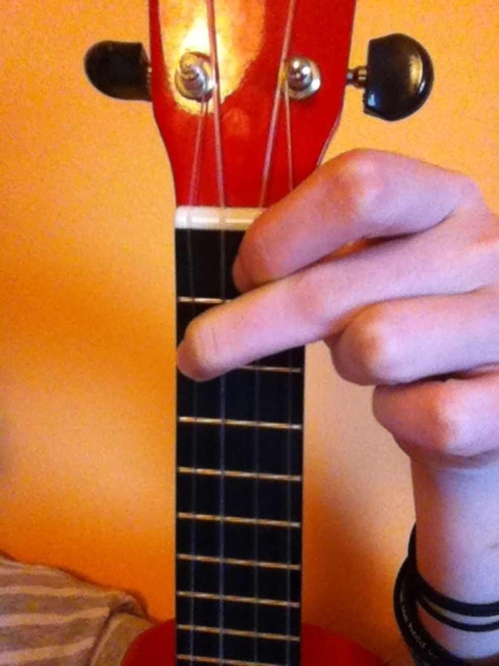 How to chuck on the ukulele! B+C Guides