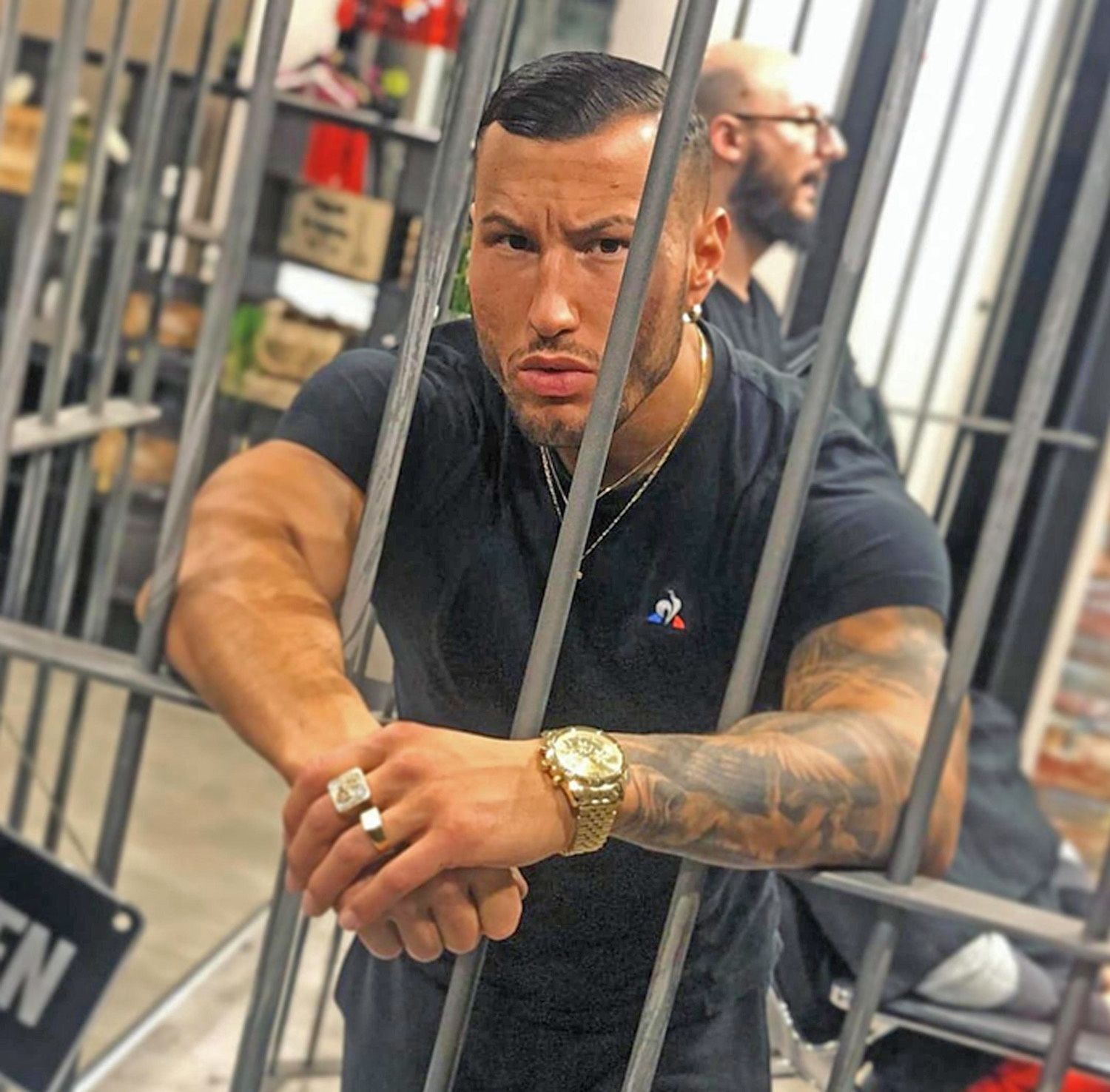 La droga alimenta i casi di cronaca nera. Chi la depenalizza favorisce i criminali