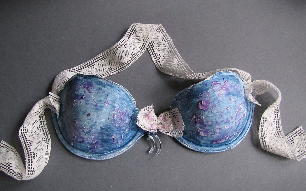 How To Create A Mixed Media Bra With Art Anthology - B+c Guides