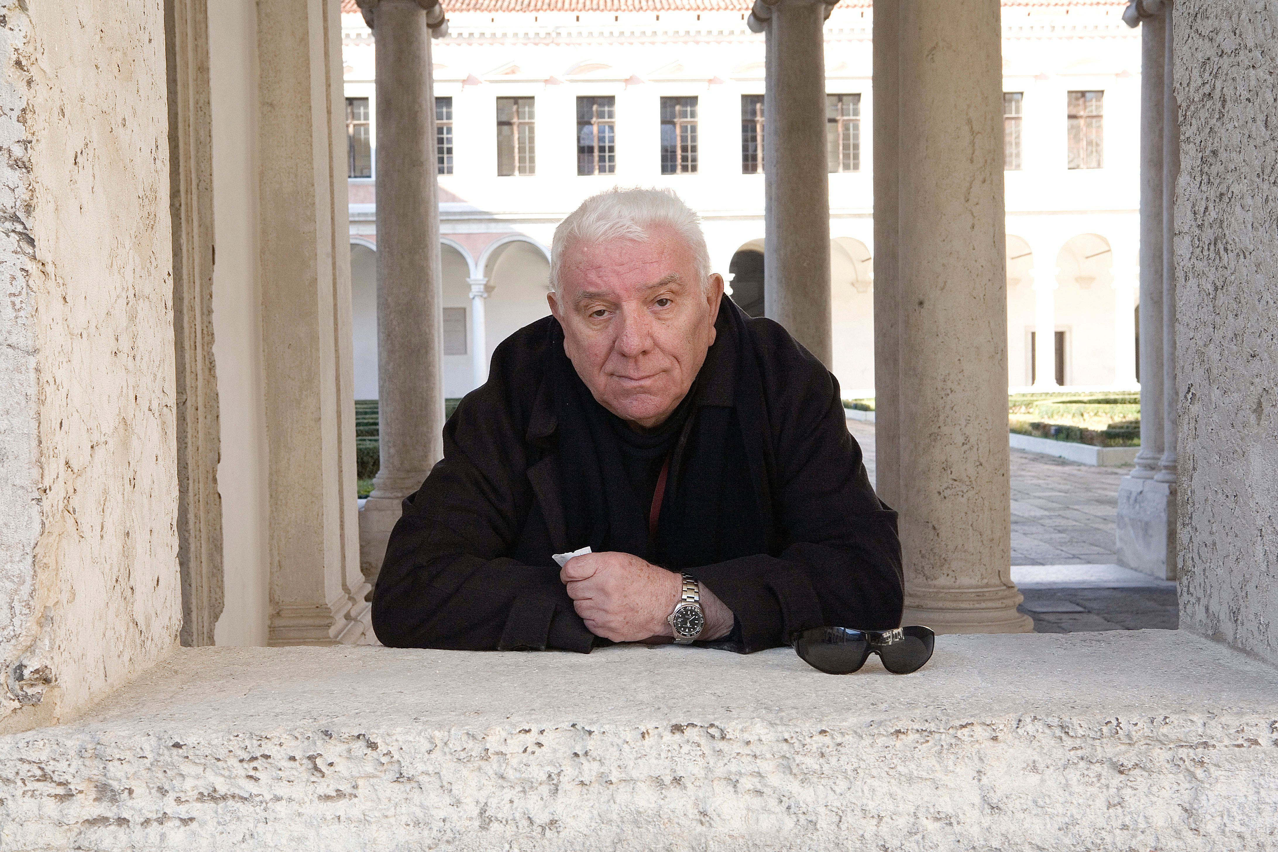 «Voglio essere amato. Ma ho bisogno della mia solitudine»