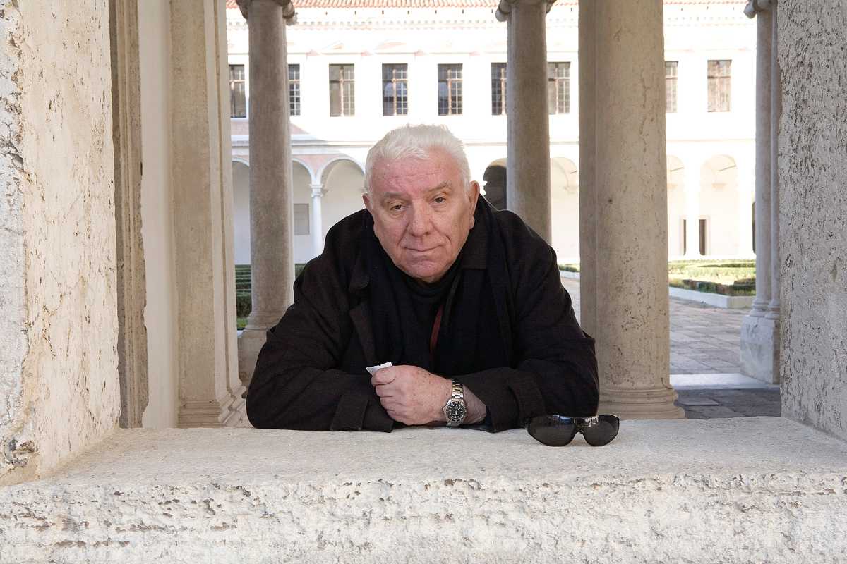 «Voglio essere amato. Ma ho bisogno della mia solitudine»