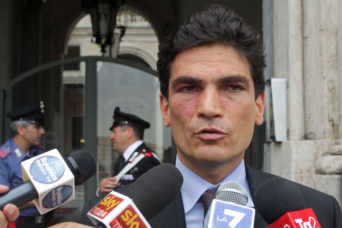 La Regione Lazio paga 500.000 euro e promuove l’avvocato anti Casta