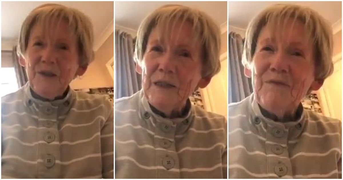 An adorable grandma casually came out to her granddaughter while talking about relationships