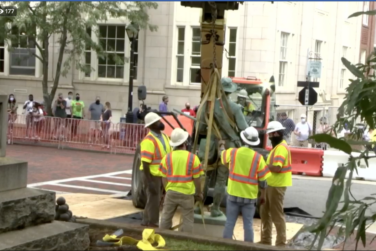 Confederate Treason Statue Escorted Off Premises Of Charlottesville County Court House