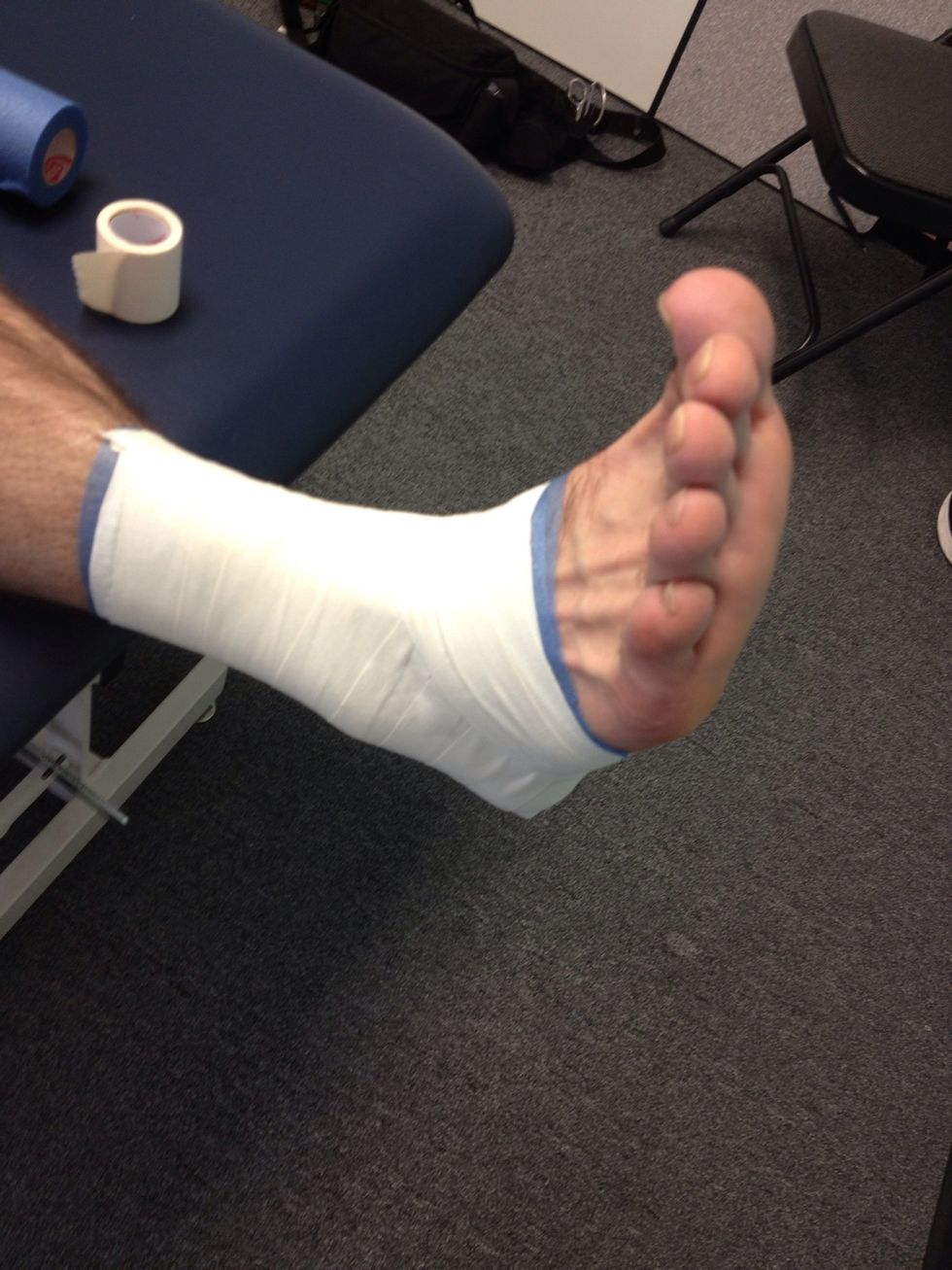 How to tape an ankle B+C Guides