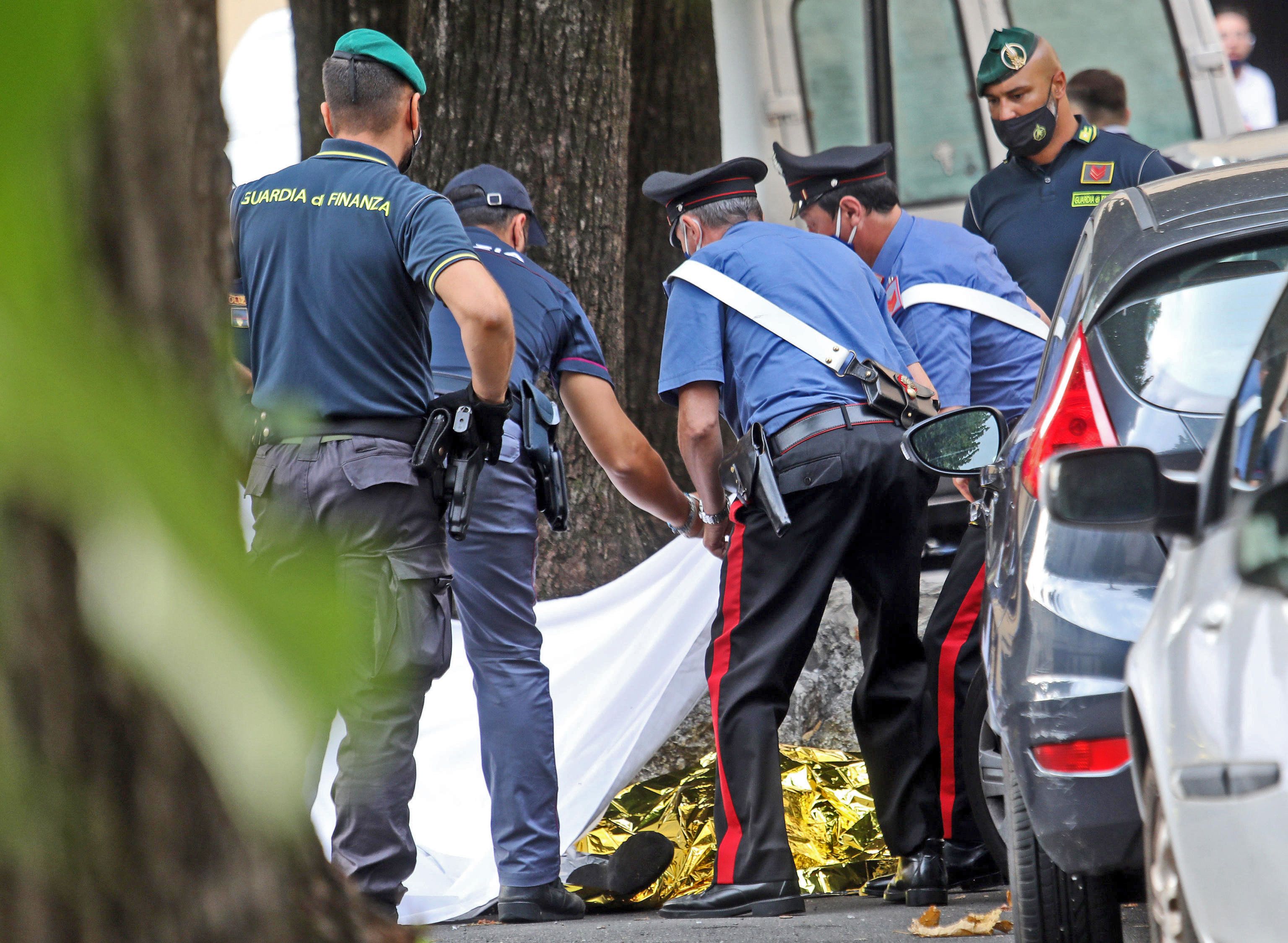 Omicidio di don Roberto Malgesini, l’imam vive lì: «Siete troppo buoni»