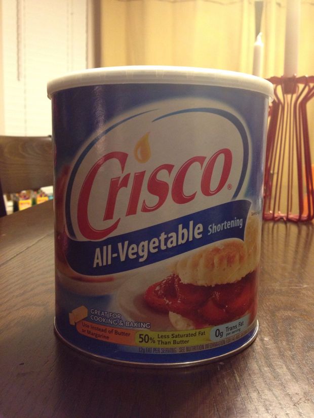 Did you know a very simple to make but extremely useful emergency candle is only a cupboard away? An interesting fact. The Crisco brand was originally a candle company.