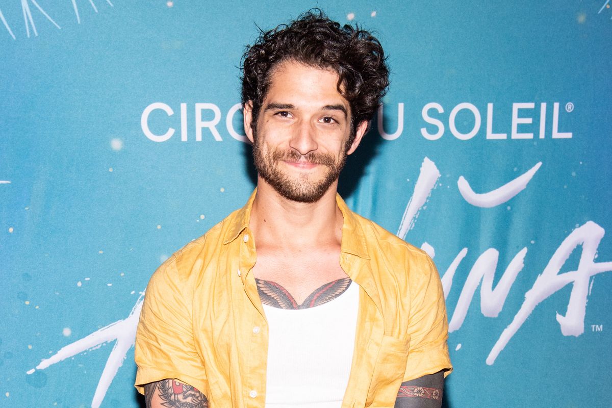 Tyler Posey Joins Onlyfans With A Nude Guitar Serenade Paper