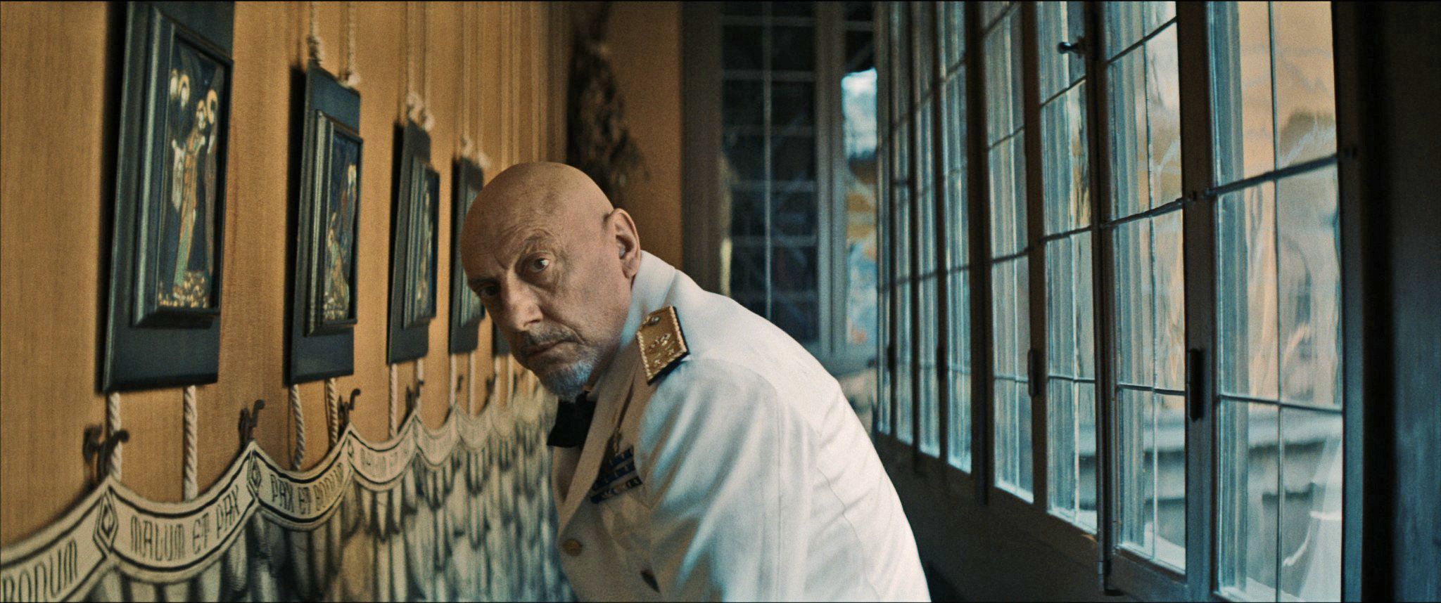 E un film riscopre il D’Annunzio celebrato (ma spiato) dal Regime