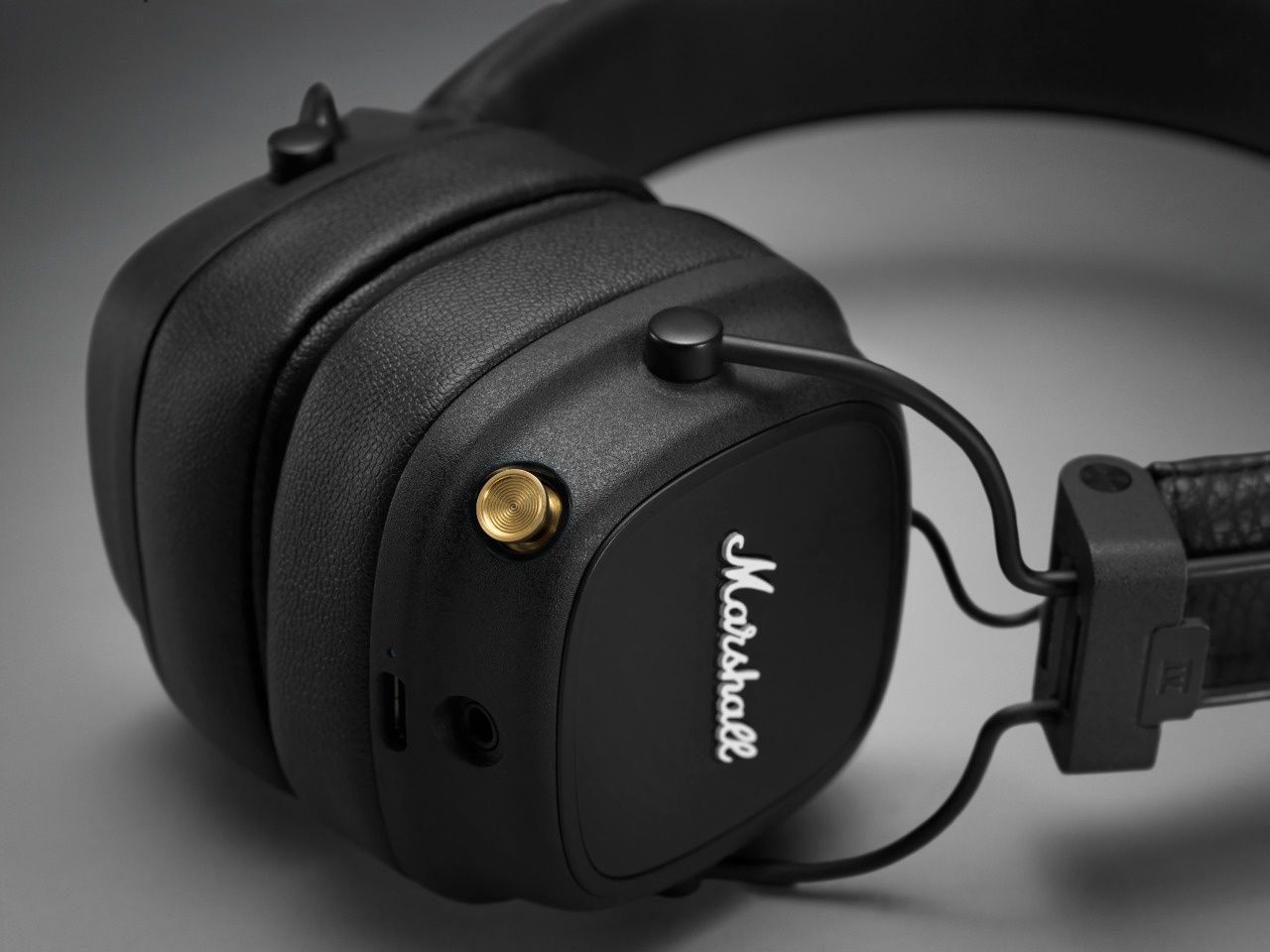 Marshall Major IV headphones run for 80+ hours on one charge